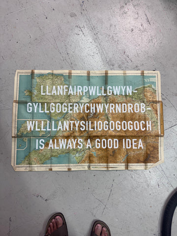 LLANFAIRPWLLGWYNGYLLGOGERYCHWYRNDROBWLLLLANTYSILIOGOGOGOCH IS ALWAYS A GOOD IDEA GOOD IDEA - GOLD LEAF